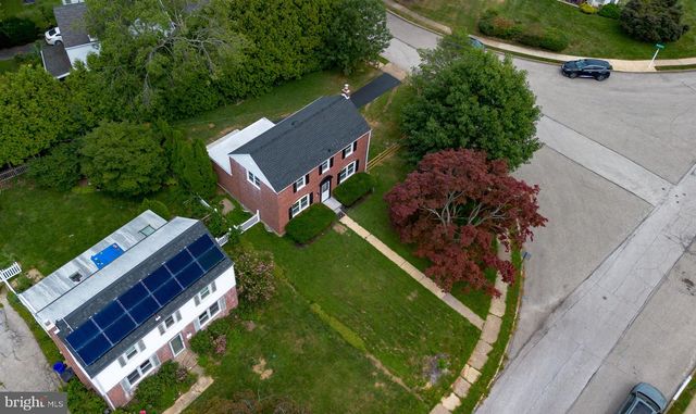 401 TWIN OAKS DR, Havertown, PA 19083