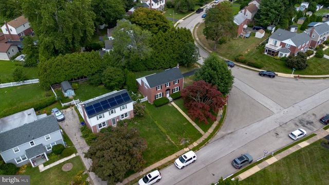 401 TWIN OAKS DR, Havertown, PA 19083