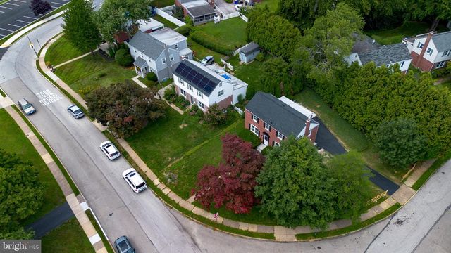 401 TWIN OAKS DR, Havertown, PA 19083
