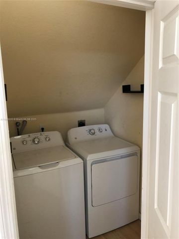 170 SE 6th Rd, Homestead, FL 33030