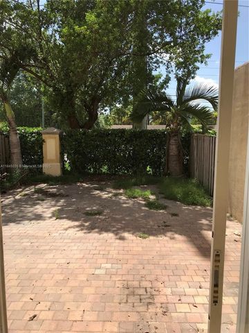 170 SE 6th Rd, Homestead, FL 33030