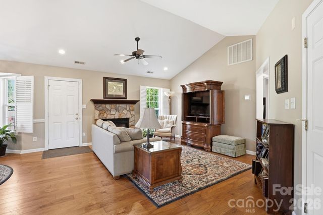 7224 Swans Run Road, Charlotte, NC 28226