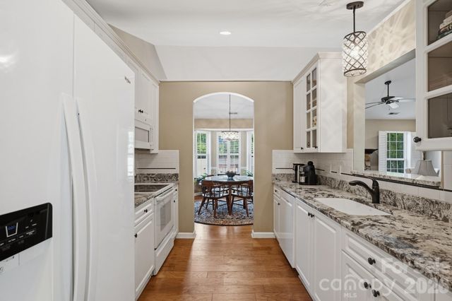 7224 Swans Run Road, Charlotte, NC 28226