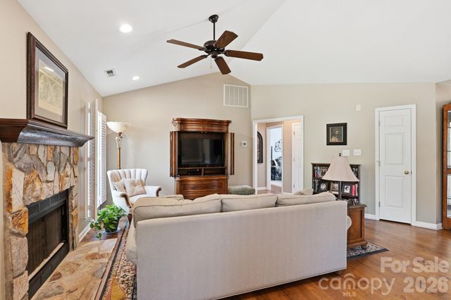 7224 Swans Run Road, Charlotte, NC 28226