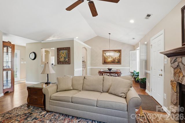 7224 Swans Run Road, Charlotte, NC 28226