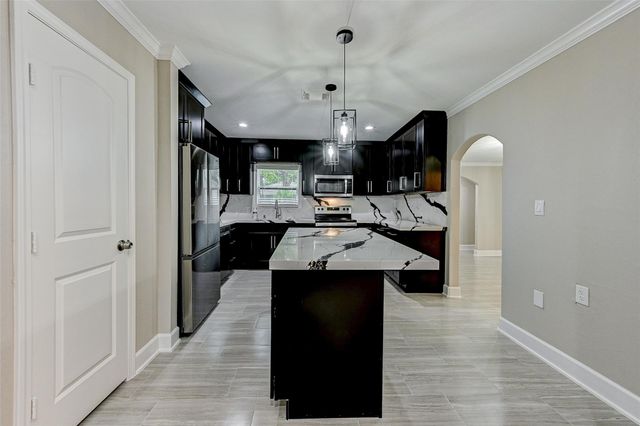 6618 Winton Street, Houston, TX 77021