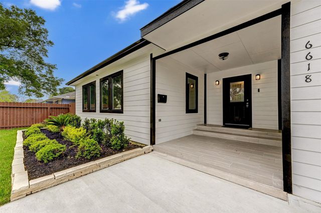 6618 Winton Street, Houston, TX 77021