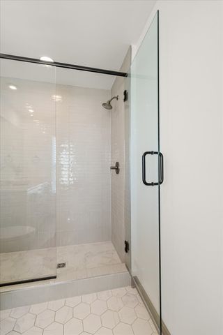 2001 Edison Park Ln, Nashville, TN 37209