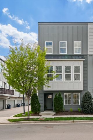 2001 Edison Park Ln, Nashville, TN 37209