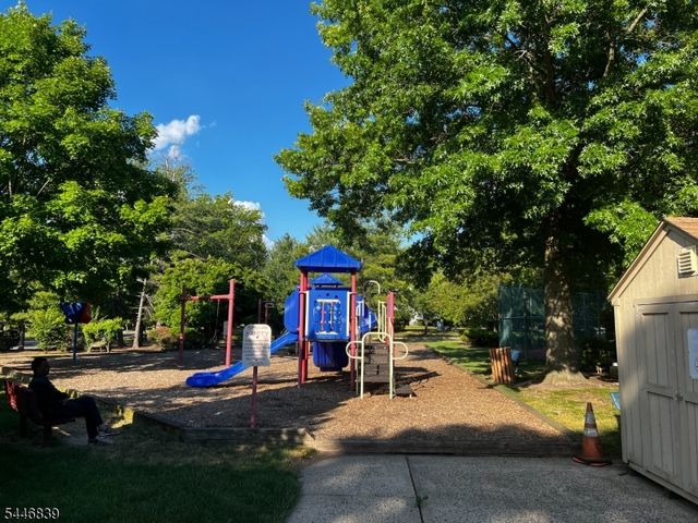 107 Rachel Ct, Franklin Twp., NJ 08823