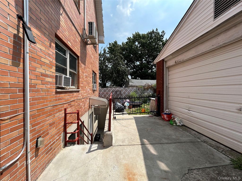 76-18 57th Road, Middle Village, NY 11379 — photo 5
