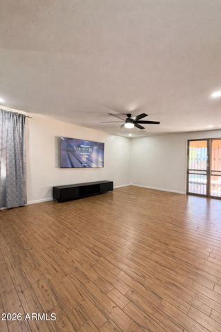 1906 E PATRICK Lane, Phoenix, AZ 85024