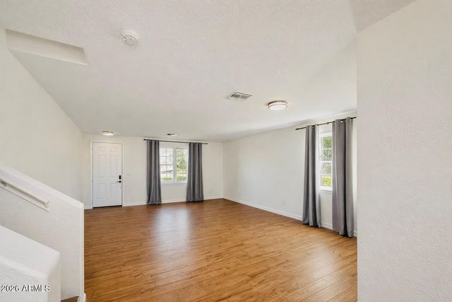 1906 E PATRICK Lane, Phoenix, AZ 85024