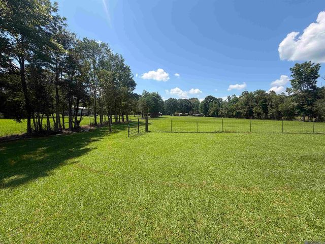 24632 Brian Rd, Zachary, LA 70791