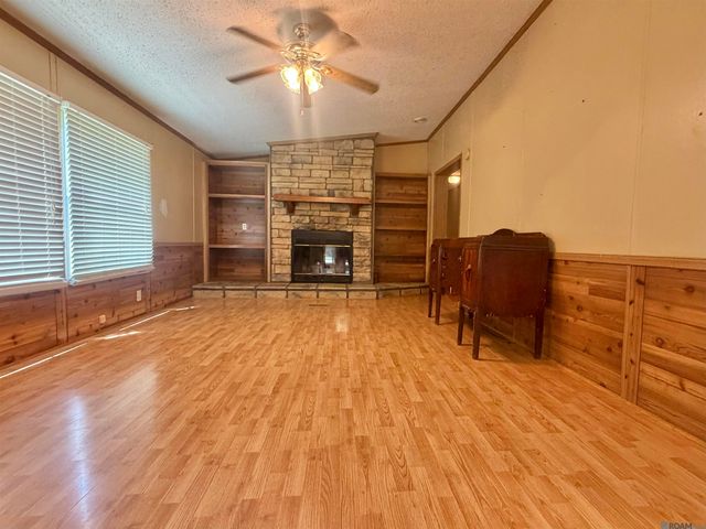 24632 Brian Rd, Zachary, LA 70791