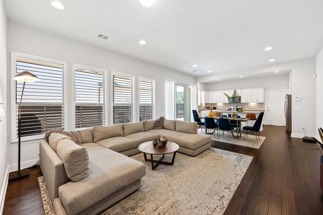 1506 Arcilla ST, Austin, TX 78741