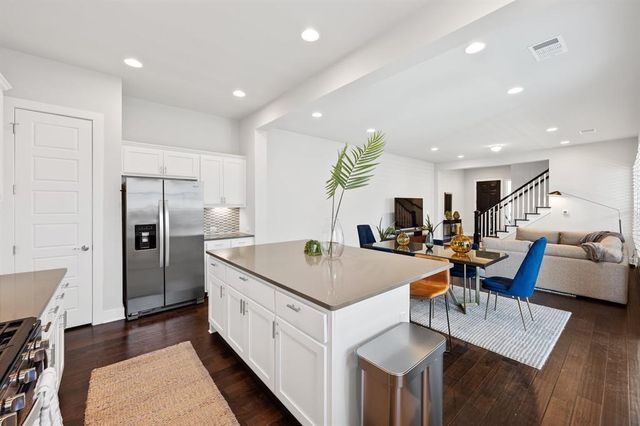 1506 Arcilla ST, Austin, TX 78741