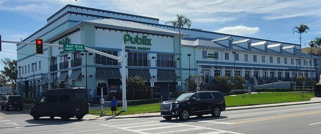 11440 1ST STREET E 6, Treasure Island, FL 33706