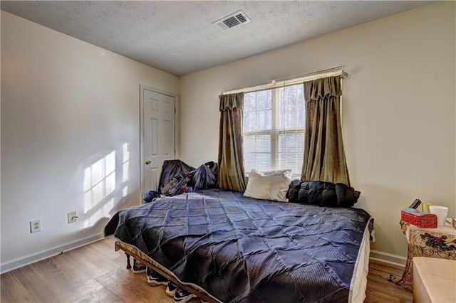 241 E Ash E Street, Social Circle, GA 30025