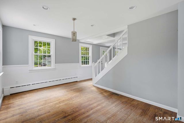 16 Ramblewood Drive, Branford, CT 06405