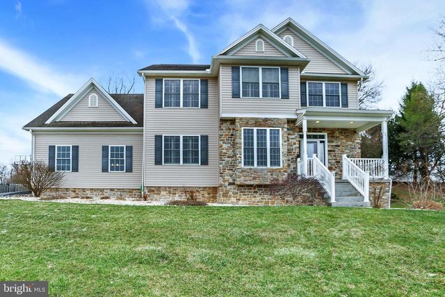 5 MADISON CIRCLE, Carlisle, PA 17015