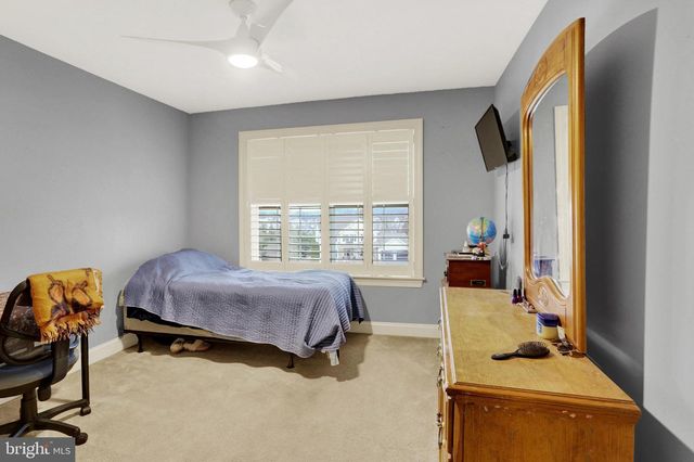 5 MADISON CIRCLE, Carlisle, PA 17015