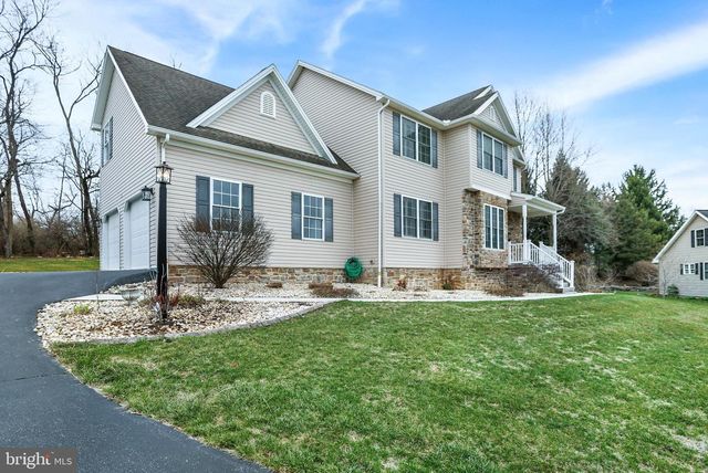 5 MADISON CIRCLE, Carlisle, PA 17015