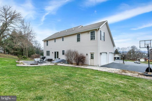 5 MADISON CIRCLE, Carlisle, PA 17015