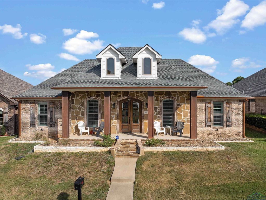 107 Garden Vista Dr, Marshall, TX 75672