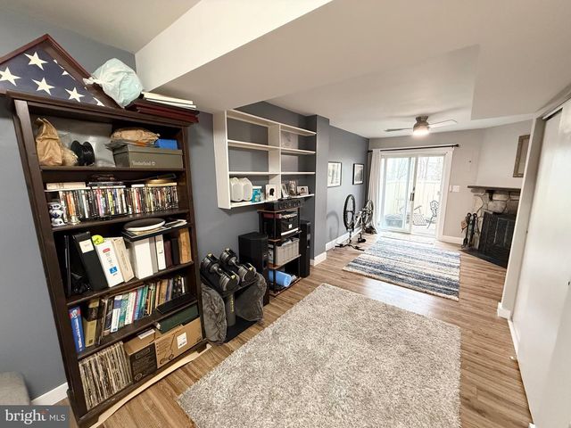 2847 CHABLIS CIR, Woodbridge, VA 22192