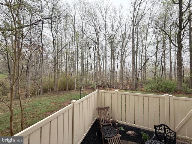 2847 CHABLIS CIR, Woodbridge, VA 22192