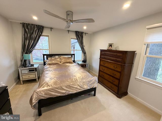 2847 CHABLIS CIR, Woodbridge, VA 22192