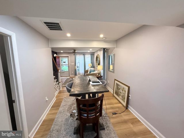 2847 CHABLIS CIR, Woodbridge, VA 22192