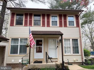 2847 CHABLIS CIR, Woodbridge, VA 22192