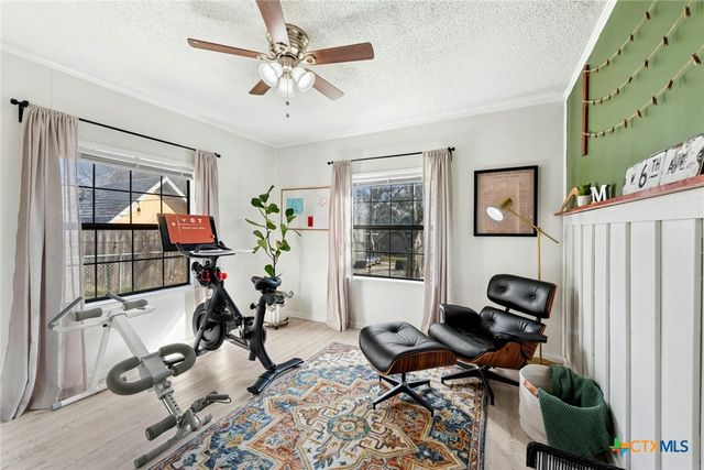 105 S Peach Street, Little River Academy, TX 76554