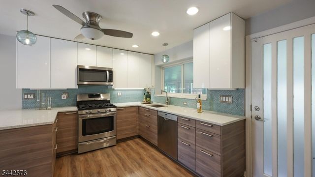 1399 Birch Hill Rd, Mountainside Boro, NJ 07092