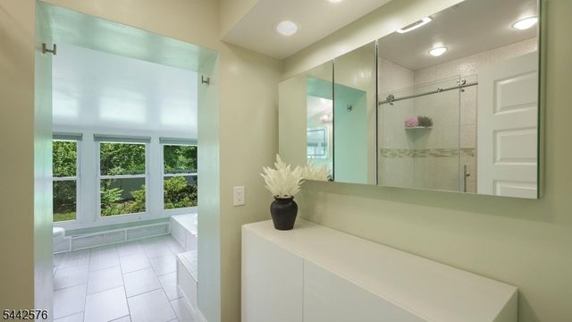 1399 Birch Hill Rd, Mountainside Boro, NJ 07092