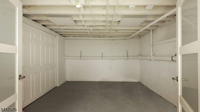 1399 Birch Hill Rd, Mountainside Boro, NJ 07092