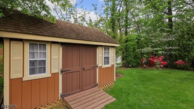 1399 Birch Hill Rd, Mountainside Boro, NJ 07092