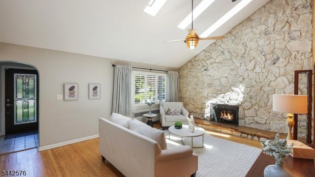 1399 Birch Hill Rd, Mountainside Boro, NJ 07092