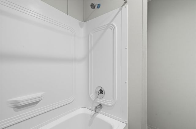 6213 Maine Trail, Granbury, TX 76048