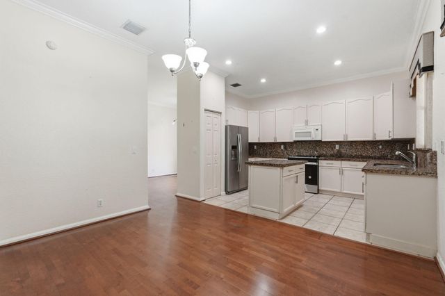 3956 Torres Circle, West Palm Beach, FL 33409