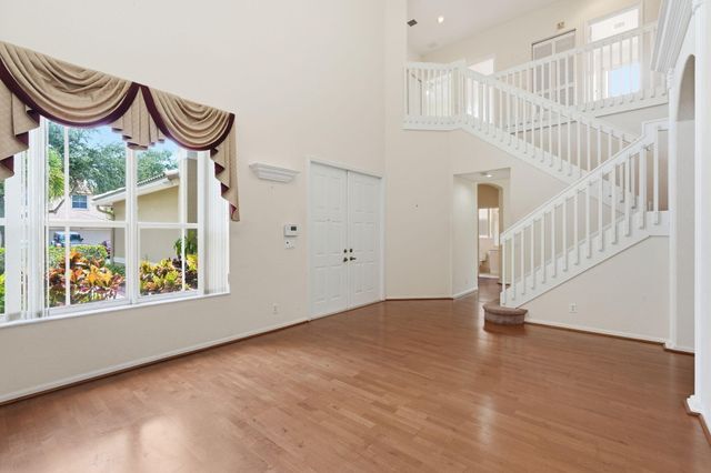 3956 Torres Circle, West Palm Beach, FL 33409