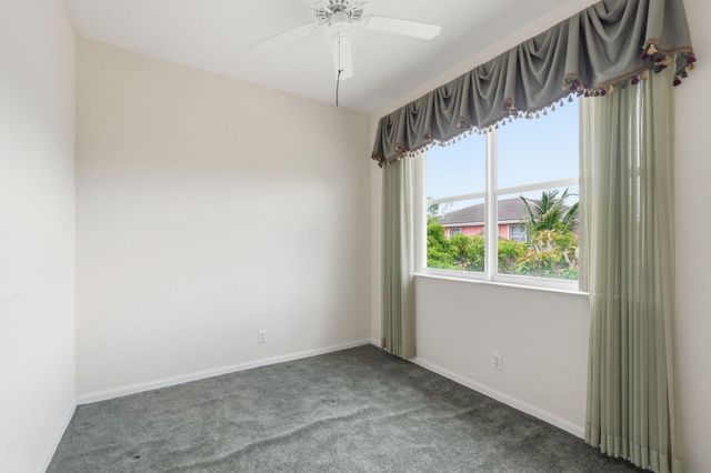 3956 Torres Circle, West Palm Beach, FL 33409