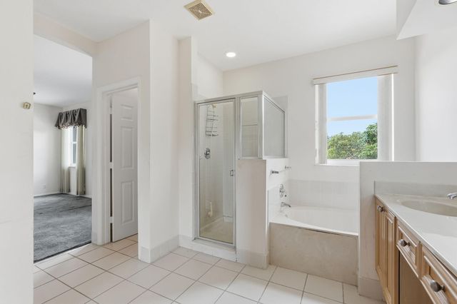 3956 Torres Circle, West Palm Beach, FL 33409