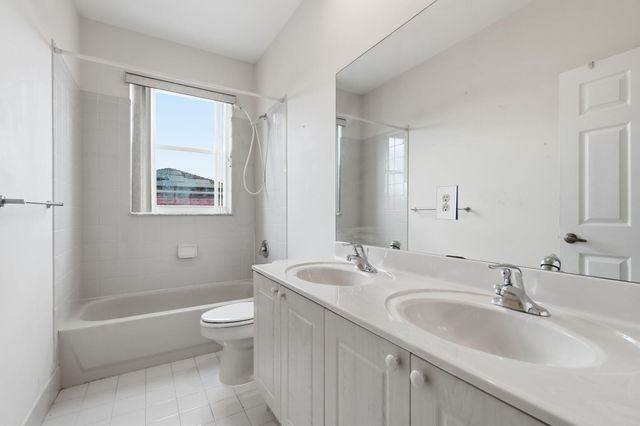 3956 Torres Circle, West Palm Beach, FL 33409