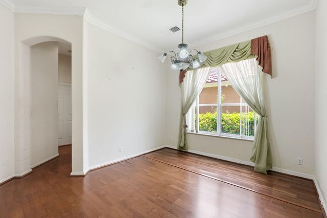 3956 Torres Circle, West Palm Beach, FL 33409