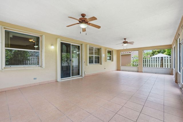 3956 Torres Circle, West Palm Beach, FL 33409