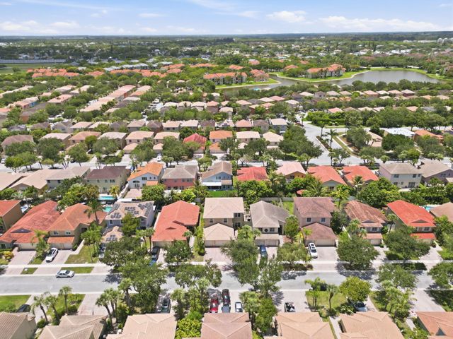 3956 Torres Circle, West Palm Beach, FL 33409