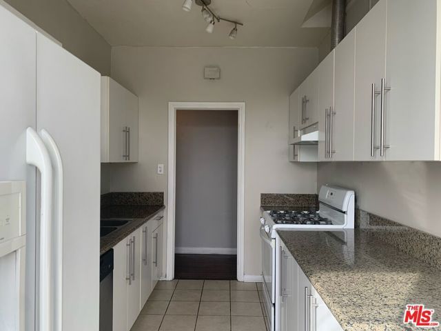 259 S ELM Drive, Beverly Hills, CA 90212